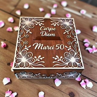 S touhle krabicí jsem se těžko loučila, je vymazlená, pro Marci k padesátinám 🥰 #CeskyProdukt #RucniVyroba #Mirkys...